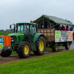 Oranjefeest 2024 - Optocht + Koning halen